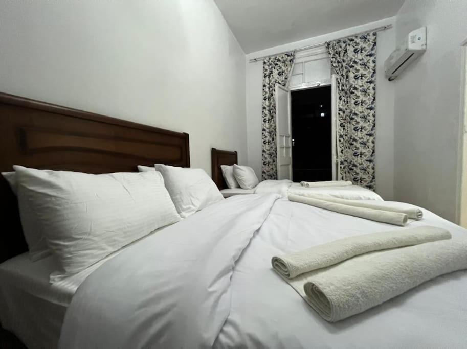 Charming Studio With Italian Architectural Style 카이로 외부 사진