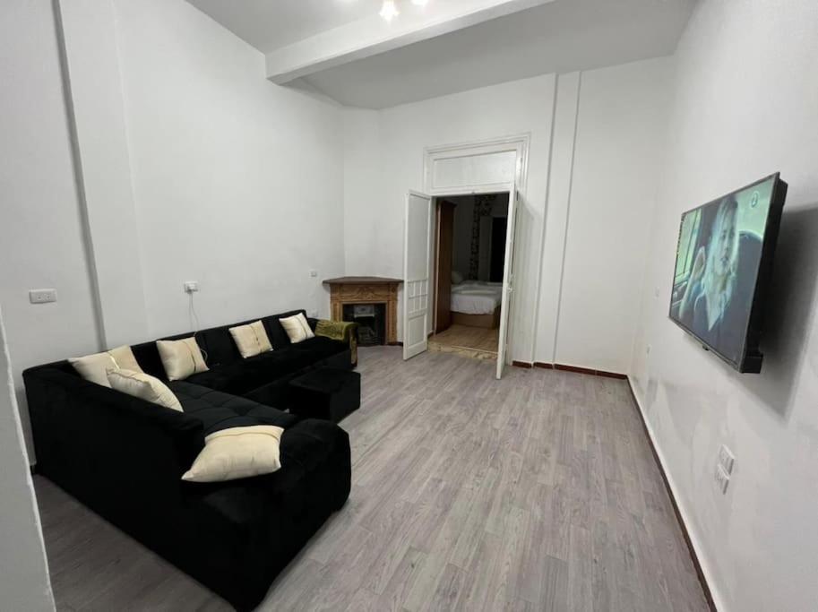 Charming Studio With Italian Architectural Style 카이로 외부 사진